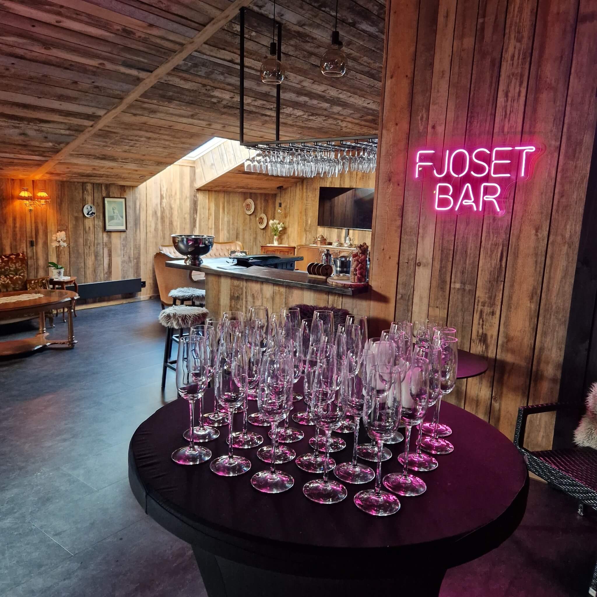 Bryllupsoppsett på Solbak Gård